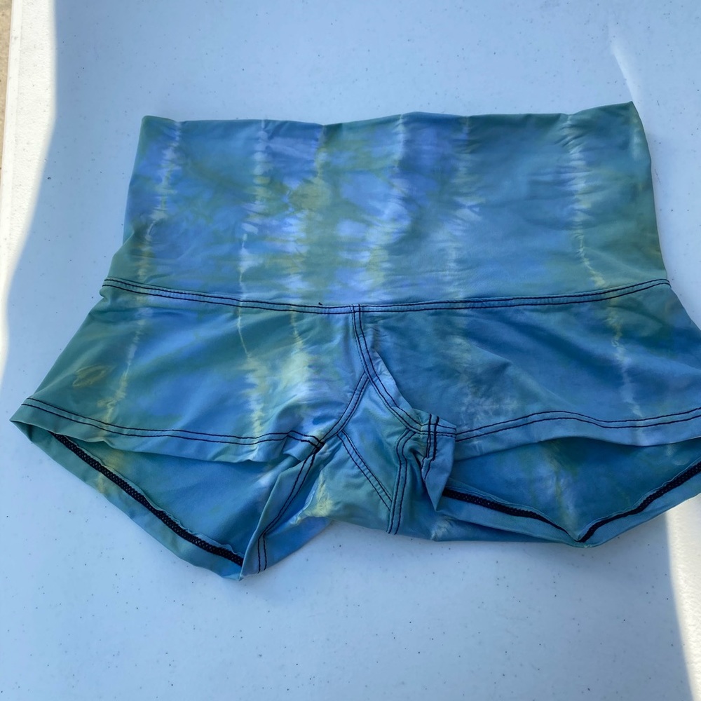 Sun shorts tie dye! Xs